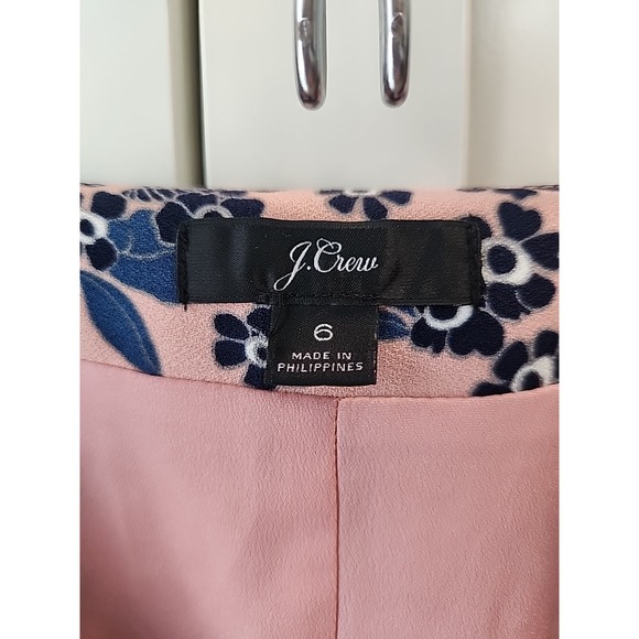 Pretty J Crew Wrap Style Dress Mauve Pink and Black Floral Size 6 - Picture 4 of 7